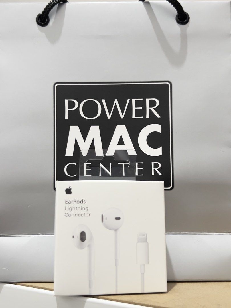 Original iPhone Lightning Earphones- Sealed Items (Category: Earphones) located in Manila. Submitted by jmph_ (Listing ID 1457314158, Image 1). Description: 🎧 Original iPhone Lightning Earphones ✅ Original 🔌 Lightning Connector 🎵 Plug & Play — No Bluetooth Needed 🎶 Clear & Crisp Sound 📦 Brand New & Sealed 📱 Compatible with Lightning-port iPhone & Apple devices 🚚 Same-Day Delivery Around Manila 📦 Nationwide Shipping via J&T Express 📩 PM u