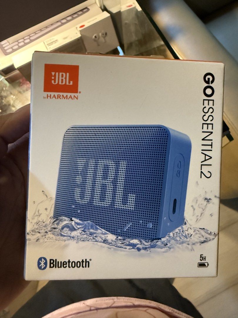 Original JBL (Category: Soundbars, Speakers & Amplifiers) located in Mandaluyong City. Submitted by fhenvinco (Listing ID 1457270817, Image 1). Description: JBL JBL go2 1500 Go 3 1800 Go 4 2k Clip 5 3k Grip 6k Charge 6 10k Beats solo 4 10500.