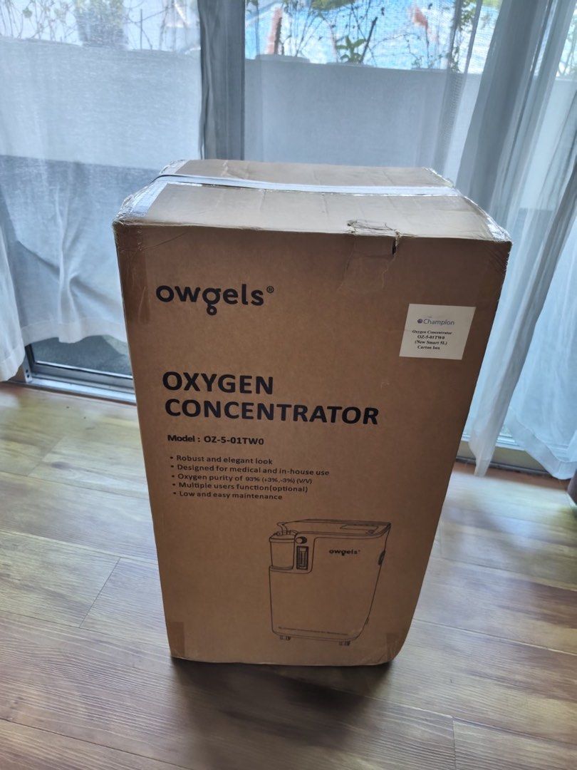 Oxygen Concentrator 5L (Category: Medical Supplies & Tools) located in Makati City. Submitted by shoppingandthecity (Listing ID 1457258594, Image 2). Description: Oxygen Concentrator 5L Slightly used (one week) Good as new Bought for 27500 With 11months warranty from supplier Selling for 15k only Comes with box and complete accessories .