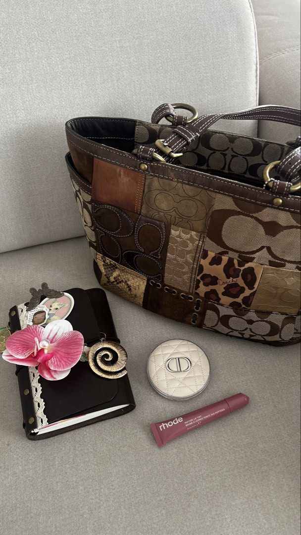 Patchwork bag (Category: Bags & Wallets) located in Kuala Lumpur. Submitted by skidnaski (Listing ID 1457236581, Image 2). Description: .