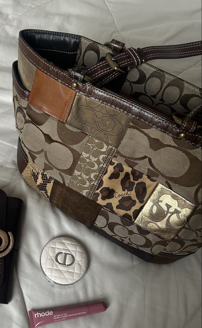 Patchwork bag (Category: Bags & Wallets) located in Kuala Lumpur. Submitted by skidnaski (Listing ID 1457236581, Image 1). Description: .