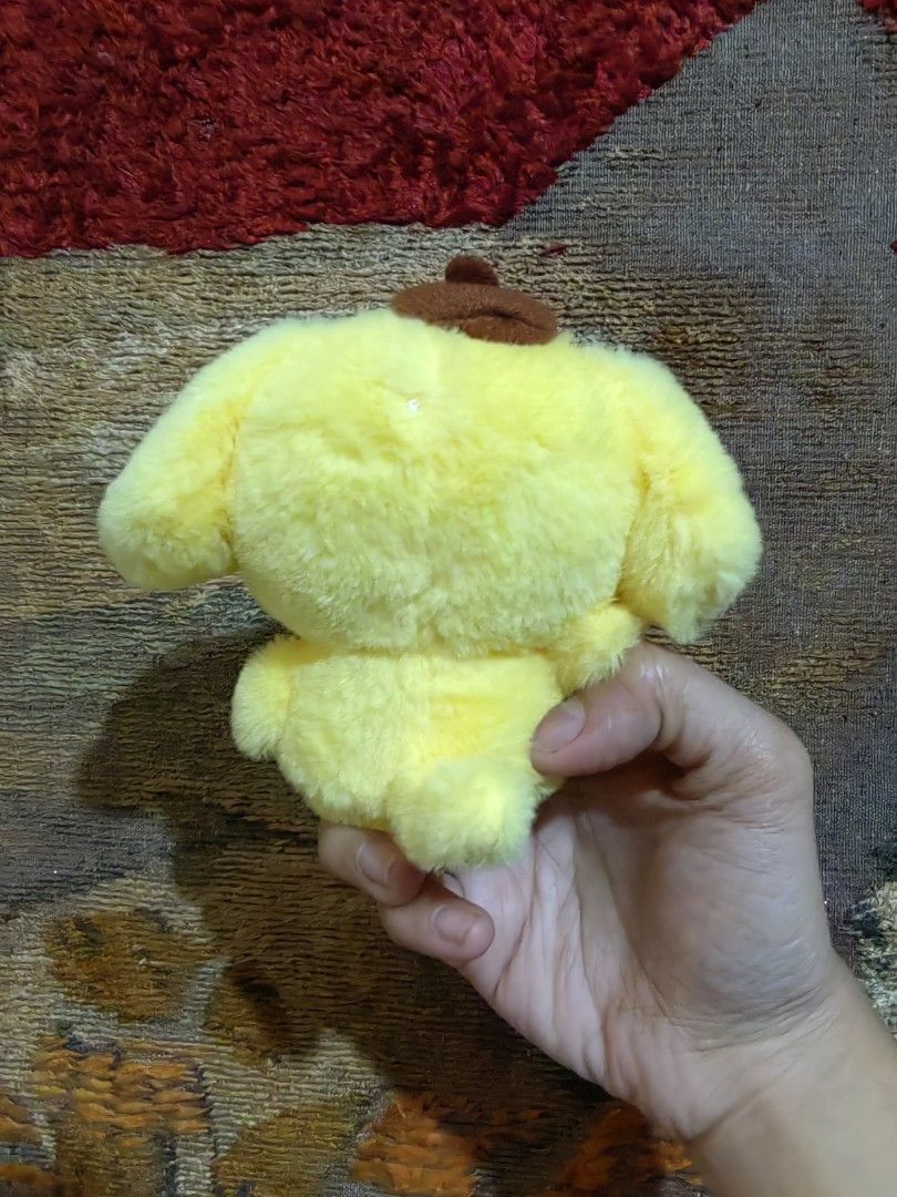 Pompompurin Small Stuff Toy (Category: Plushies & Soft Toys) located in Pasig City. Submitted by _thrift.chic (Listing ID 1457324297, Image 2). Description: No tag.
