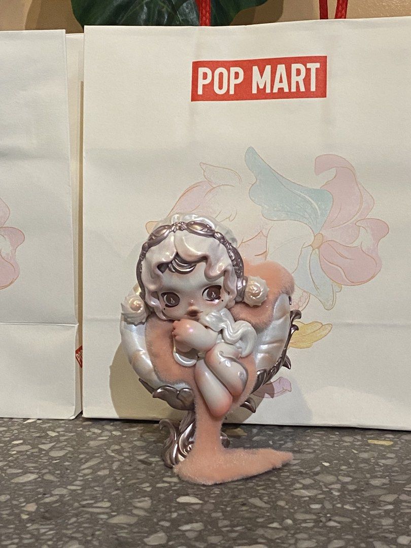 POP MART The Feast Begins - The Spoon Warmer (Category: Designer & Blind Box Toys) located in Manila. Submitted by moonlightba3 (Listing ID 1457283438, Image 2). Description: wts lfb skullpanda the feast begins: the spoon warmer 550php only unsealed but w/ box and card 📍taguig/malabon fresh pulled rfs: not prio.