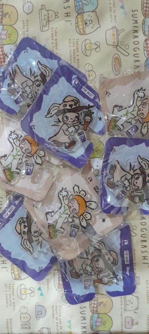 Pop mart Zsiga pop socket (Category: Designer & Blind Box Toys) located in Baguio. Submitted by rozel047 (Listing ID 1457289730, Image 3). Description: 100 each .