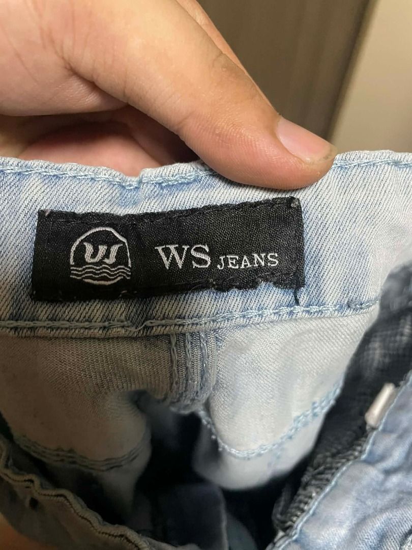 PRE LOVED DENIM PANTS AND JEANS (Category: Jeans) located in Caloocan City. Submitted by chapter_01 (Listing ID 1457200880, Image 2). Description: COMPLETE SET 600 - No Issues, Slightly used only - Need Wash only Size M to L.