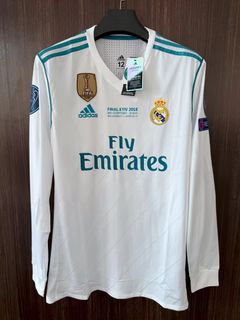 (Category: ) located in . Submitted by calcio_sport_jersey (Listing ID 1457314448, Image 1). Description: .