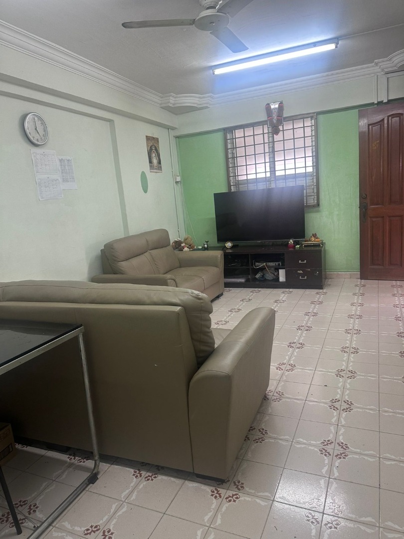 (Category: ) located in . Submitted by r011575h (Listing ID 1452067656, Image 1). Description: .