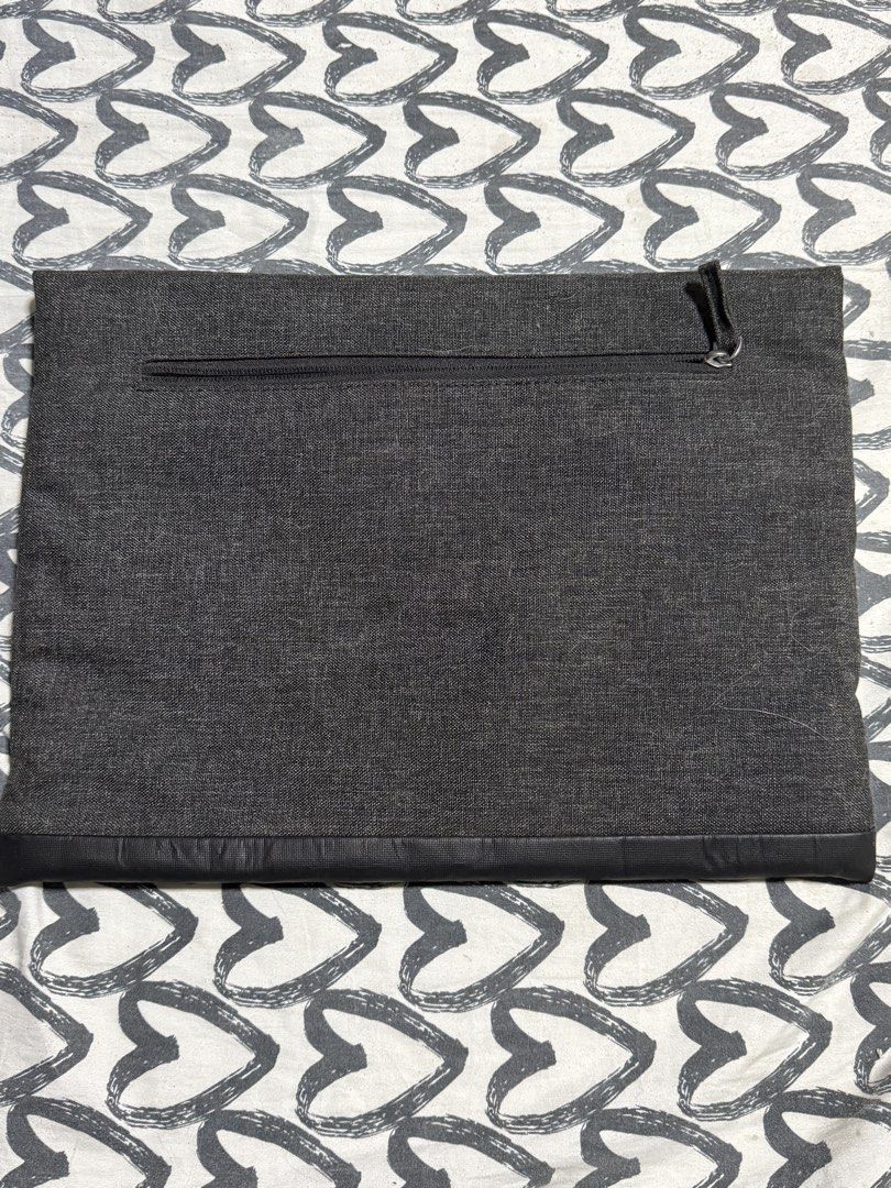RIVACASE Grey Laptop Sleeve Pouch Bag (Category: Laptop Bags & Sleeves) located in Manila. Submitted by gooddealsmanila (Listing ID 1457285054, Image 3). Description: - Grey RIVACASE laptop sleeve - Zippered pocket on the back - Interior RIVACASE label with model number - Includes a 5-year extended warranty tag - Ideal for protecting your laptop while traveling Bought this for 2,190 .