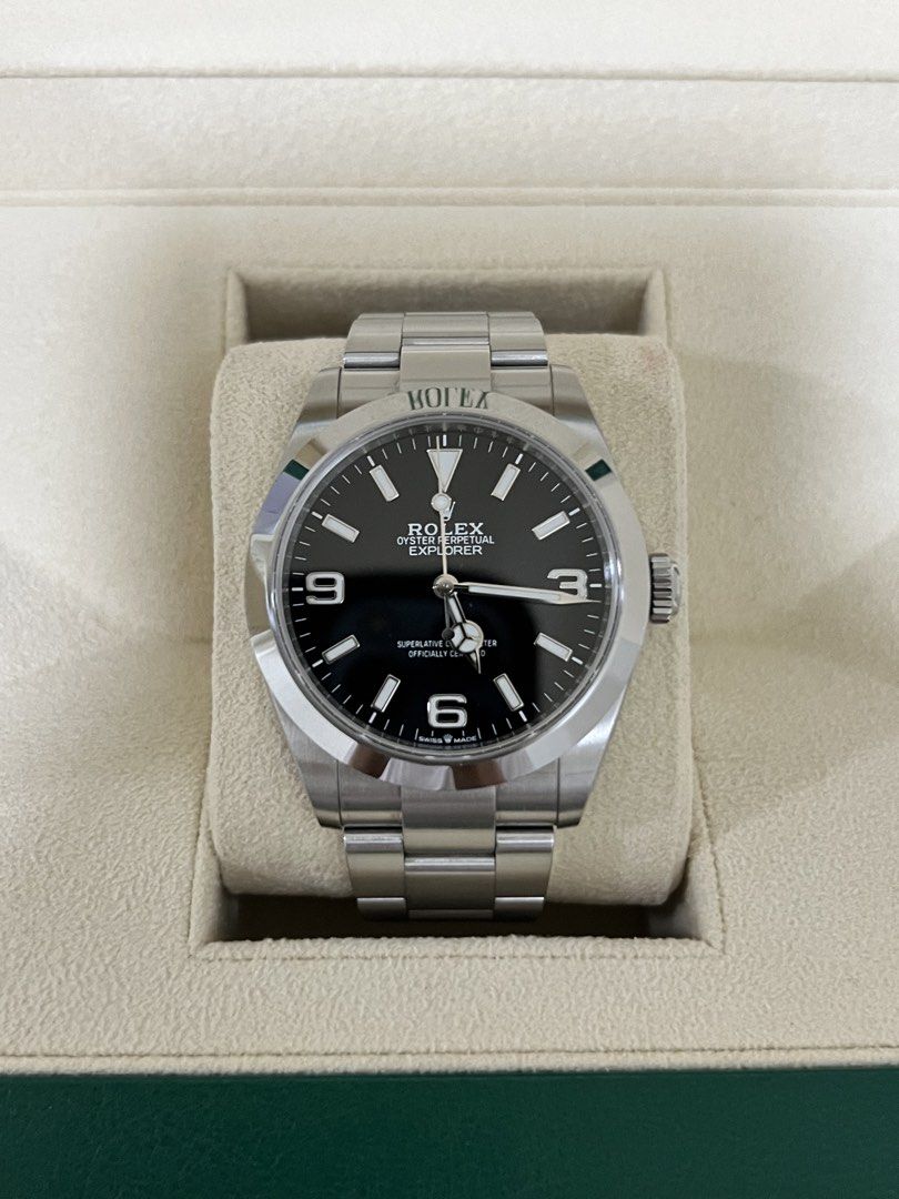 Rolex Explorer 1 40mm (Category: Luxury Watches) located in Del Monte. Submitted by mjpdavid30 (Listing ID 1457239849, Image 2). Description: Rolex Explorer 1 MK3 ‼️Price: 528,000‼️ 🟢Ref. 224270 🟢Year: 2024 🟢Complete set (Original Rolex box, Rolex Guarantee Card, Extra links, Manuals) 🟢Excellent condition 🟢With Active Rolex International Warranty Open for authentication (Buyer’s expense) Meetups around Metro Manila (Makati, GH, Pasay) Moneyb