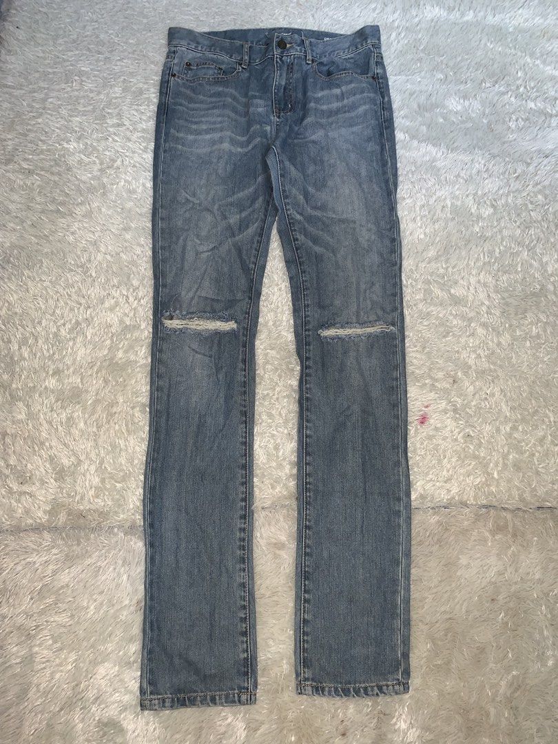 Saint laurent skinny (Category: Jeans) located in Aloran. Submitted by cowskin_927 (Listing ID 1457154182, Image 1). Description: Saint laurent skinny Waist 30 No flaws .