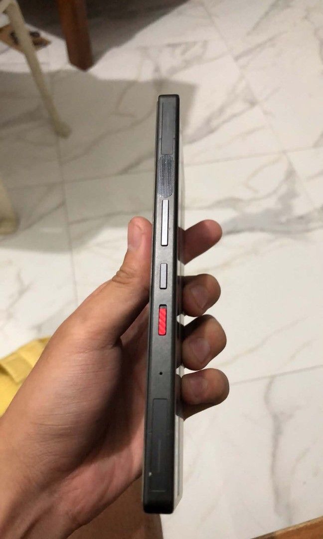 Sale or Swap REDMAGIC 11 PRO (Category: Android Others) located in Caloocan City. Submitted by a-techdev (Listing ID 1457198421, Image 3). Description: REDMAGIC 11 PRO 12/256GB SNAPDRAGON 8 ELITE GEN 5 (LATEST CHIPSET) BUILT-IN LIQUID COOLING BUILT-IN FAN COOLER GOOD FOR GAMING HALIMAW NEGOTIABLE SWAPPING VALUE IS HIGHER THAN SELLING.