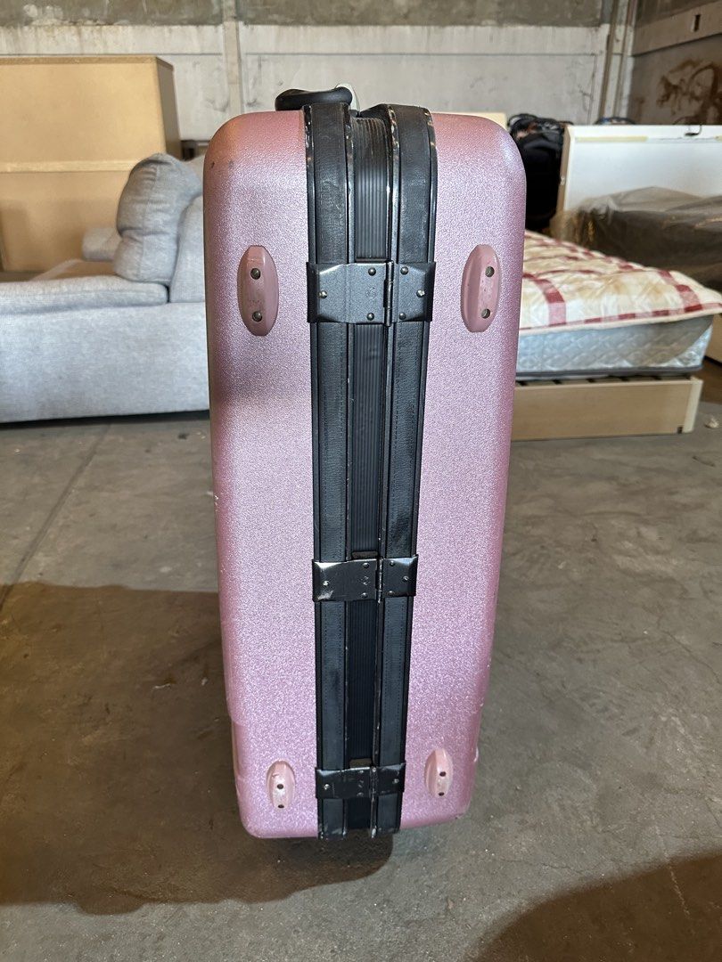 Samsonite Luggage (Category: Luggage) located in Bulacan. Submitted by cazerixjapan (Listing ID 1457244548, Image 3). Description: .