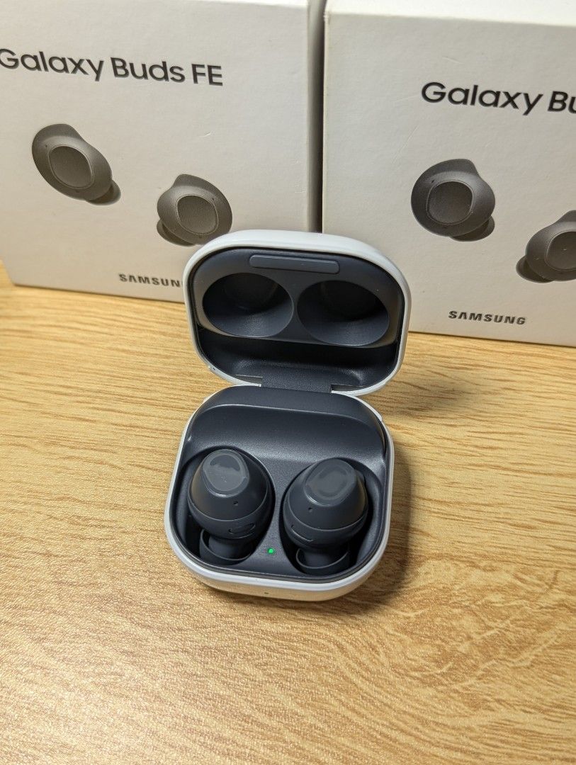 Samsung Galaxy Buds FE - Original and Authentic (Category: Earphones) located in Manila. Submitted by looterzrack.ph (Listing ID 1457262132, Image 1). Description: Audio and Performance Speaker: Custom 1-way dynamic driver Noise Control: Active Noise Cancellation (ANC) and Ambient Sound mode Microphones: 3 microphones per earbud (2 outer, 1 inner) for clear calls Audio Codecs: SSC (Samsung Scalable Codec), AAC, SBC [1, 2, 3] Battery and Charging 