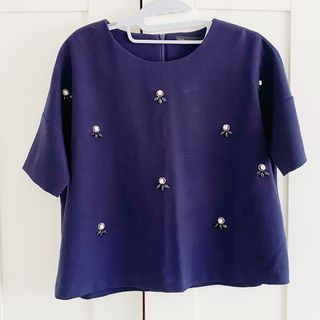 (Category: ) located in . Submitted by shopsundayx (Listing ID 1457186673, Image 1). Description: .