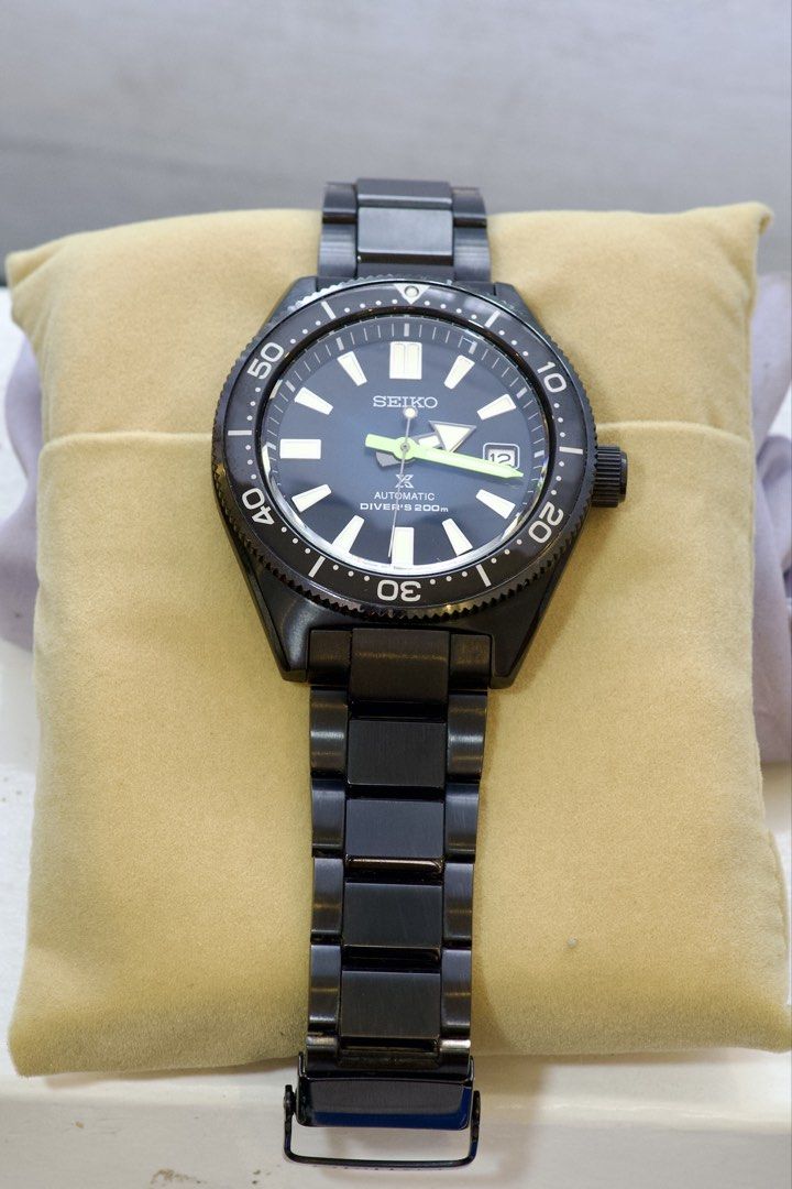 Seiko SBDC085 (Darth 62MAS) - JDM (Category: Men's Watches) located in Valenzuela. Submitted by camerahouse (Listing ID 1457319848, Image 3). Description: Selling Seiko SBDC085 (Darth 62MAS) - JDM Price - 38,000 Condition: 9.5/10 Inclusions: Outer Box, Watch Box, Hangtag, Extra Links, Manual and Warranty Card Specifications: Automatic with manual winding Caliber Number: 6R15 Case Diameter: 42.6mm Case Thickness: 13.8mm Sapphire Crystal Water Resi