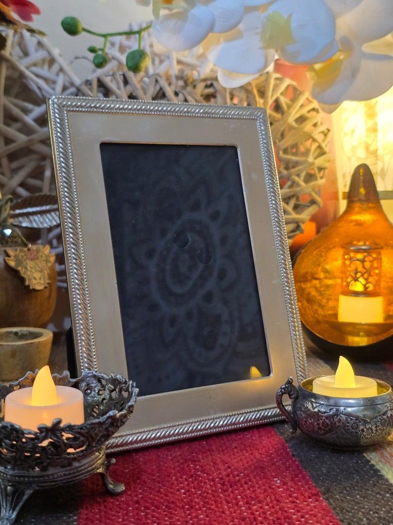 Shudehill | Vintage Style | Metal Frame (Category: Frames & Pictures) located in Taguig. Submitted by themessynook (Listing ID 1457320056, Image 1). Description: .