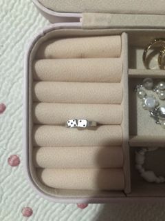 (Category: ) located in . Submitted by sevinteenfinds (Listing ID 1457269550, Image 1). Description: .