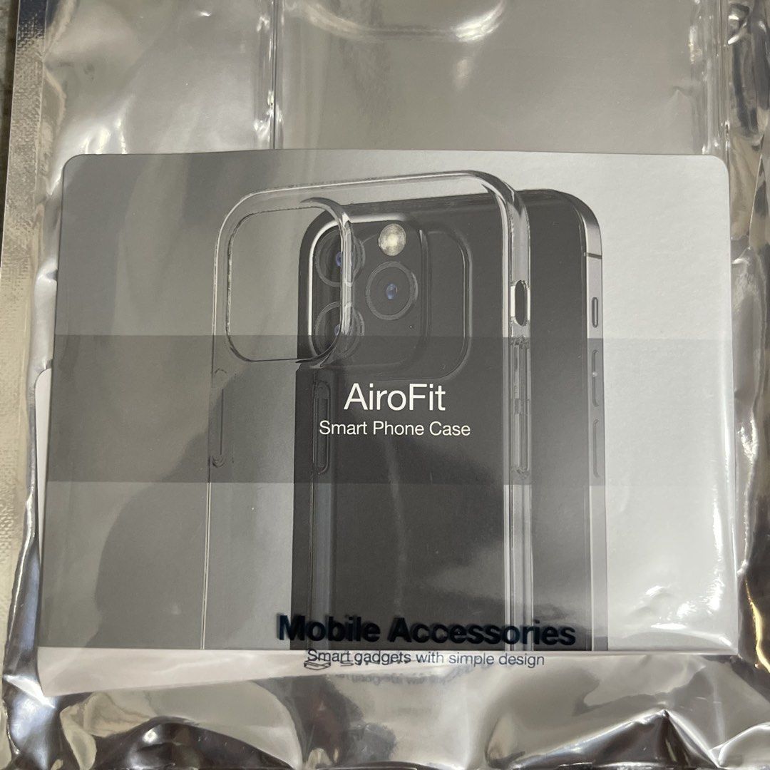 Sinjimoru iPhone 13 Pro -AiroFit Ultra SlimClear Case (Category: Cases & Sleeves) located in General Trias. Submitted by abellu (Listing ID 1457266947, Image 2). Description: M-AiroFit Basic: An ultra-thin 1mm transparent profile that keeps the original look of the phone without extra bulk. MagSafe Compatibility: Strong internal magnets secure grips, wallets, and chargers. Anti-Yellowing: Treated surfaces to minimize discoloration over time. Came