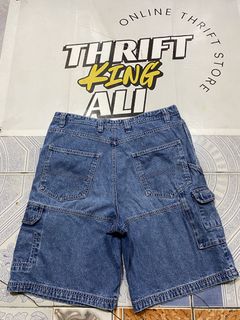 (Category: ) located in . Submitted by thrift_king_ali (Listing ID 1457235416, Image 1). Description: .