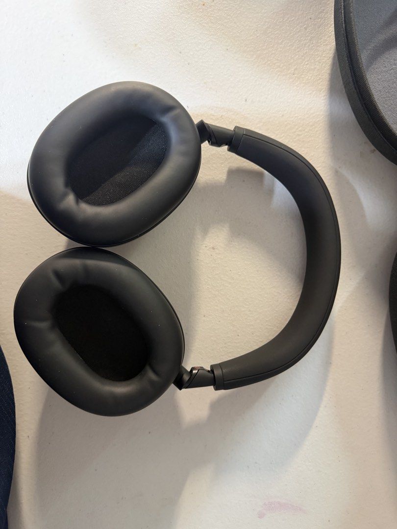 SONY XM6 FOR SALE (Category: Earphones) located in Makati City. Submitted by imchongg (Listing ID 1457245335, Image 3). Description: Selling my Sony WH-1000XM6 (Black) 📎 Details: • Purchased June 2025 from Datablitz • Original price: ₱27,999 • Battery still in excellent condition • ANC / Bluetooth / microphone / buttons / charging — all working perfectly • Complete with original accessories • Serial number available • Receipt/proof of purchase a