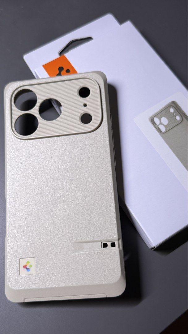 Spigen Classic LS MagFit Case for iPhone 17 Pro (Category: Cases & Sleeves) located in Paranaque City. Submitted by alyssers (Listing ID 1457205092, Image 1). Description: Spigen Classic LS MagSafe case for iPhone 17 Pro • used is SOLD; available is brand new; never used • very lightweight and protective! you won’t have to worry about your phone at all if it • RFS: downsizing .
