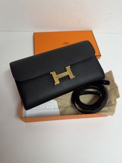 （分類：）位於 。 由 luxurybag_station 提交（商品編號 1457286327，圖片 1）。簡介： 。