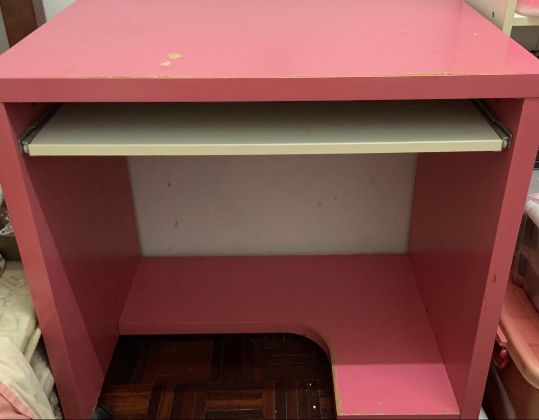 Study Table (Category: Tables & Sets) located in Kuala Lumpur. Submitted by saraahafiz (Listing ID 1457316842, Image 1). Description: I’ve been using this study table since I was a kid, and now I’m already in my 20s, so you can imagine how high quality and durable it is! The chair is still functioning well, and so is the table. Both also come with wheels (roda), making them easy to move around. As you can see in the picture, the table has some mi