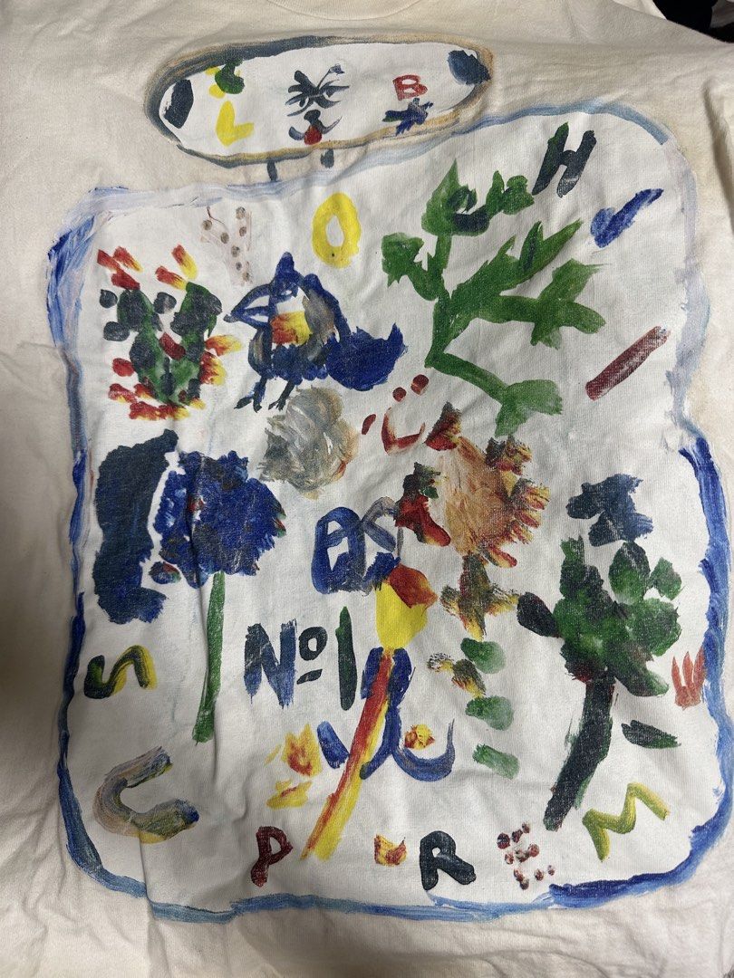 Supreme 白色T恤 （分類：T-shirt、恤衫、有領衫）位於 Hong Kong。 由 jomami78 提交（商品編號 1457308453，圖片 2）。簡介： 少少染色Selling this cool Supreme white tee! The tee itself is white and has a size L tag. Perfect for adding some edgy art vibes to your outfit! Meetups available in Kwun Tong or Wai Yip Street.。