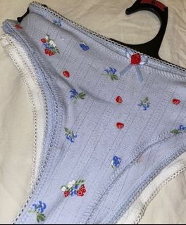 (Category: ) located in . Submitted by sixes (Listing ID 1454782495, Image 1). Description: .