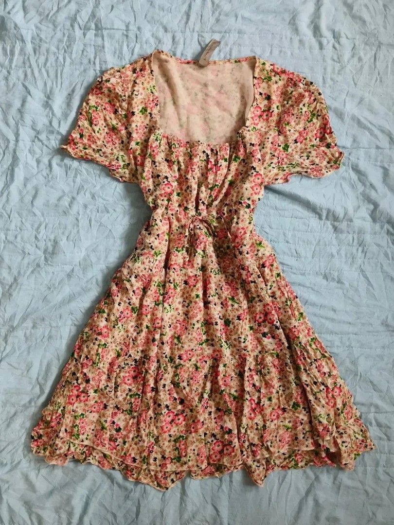 Take All Cute Floral & Cherry Print Dresses (Category: Dresses) located in Quezon City. Submitted by alluring.avenue (Listing ID 1457211105, Image 2). Description: - Bundle of 4 dresses - Features floral and cherry prints - Some with tie-up details and lace trim - Ideal for summer or casual wear - Sold as a set.