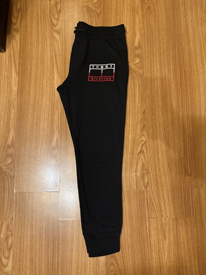 Tommy Hilfiger Jogging Pants XXL 38-44 (Category: Joggers) located in Cavite. Submitted by _solidolo (Listing ID 1457166172, Image 1). Description: 38-44 Waist 41 Length Tommy Hilfiger Jogging Pants XXL 38-44.