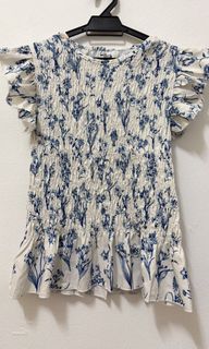 (Category: ) located in . Submitted by lovewith.preloved (Listing ID 1457232911, Image 1). Description: .