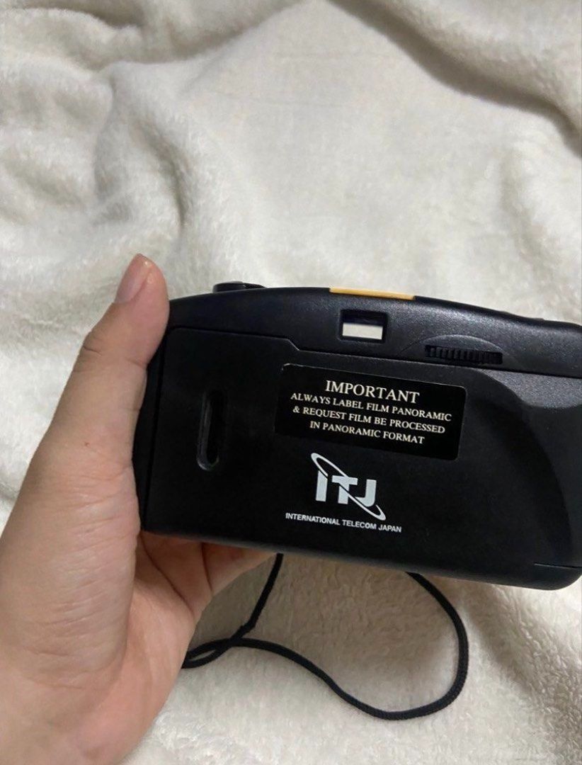 Topico Panorama Film Camera 25mm (Category: Cameras) located in Mabalacat. Submitted by cllctbls_ (Listing ID 1457272063, Image 2). Description: ITJ Family Shot 25mm Panorama Film Camera / Topico Panorama [CCTO of the sample pics].