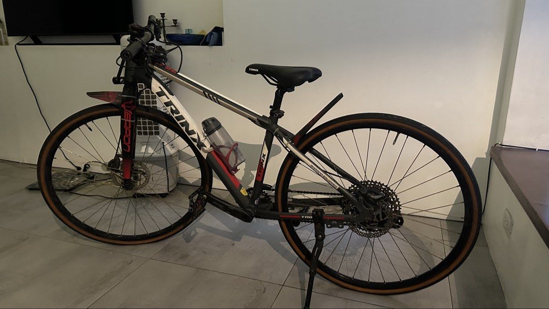 TRINX Mountain Bike Shimano Equipped (Category: Bicycles) located in Mandaluyong City. Submitted by estefani_ruin (Listing ID 1457238065, Image 1). Description: - TRINX Mountain Bike - Reliable Disc Brakes - Includes Water Bottle Cage - Front and Rear Mudguards Installed - Comes with a Stand - Barely used - Great overall condition - Stored indoors - Tires, wheels, frame and components are intact w/ FREE waterbottle and bottle cage included - Norm