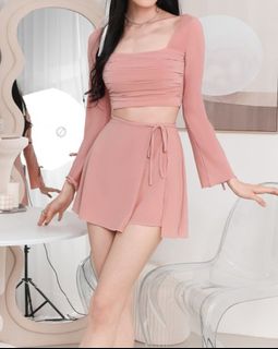 (Category: ) located in . Submitted by pocketglamour (Listing ID 1457211549, Image 1). Description: .