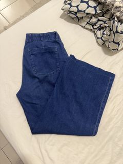 (Category: ) located in . Submitted by qieeeeeeeee (Listing ID 1457176161, Image 1). Description: .