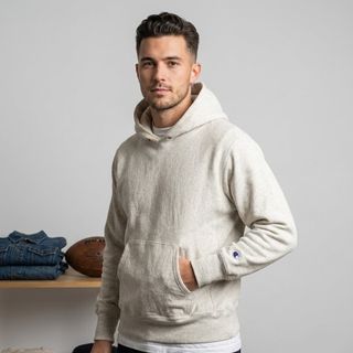 (Category: ) located in . Submitted by y2k.luxury.streetwear.outdoor (Listing ID 1457315564, Image 1). Description: .