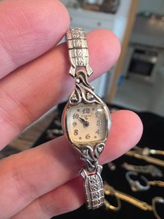 (Category: ) located in . Submitted by little.reddot.relics (Listing ID 1457162400, Image 1). Description: .