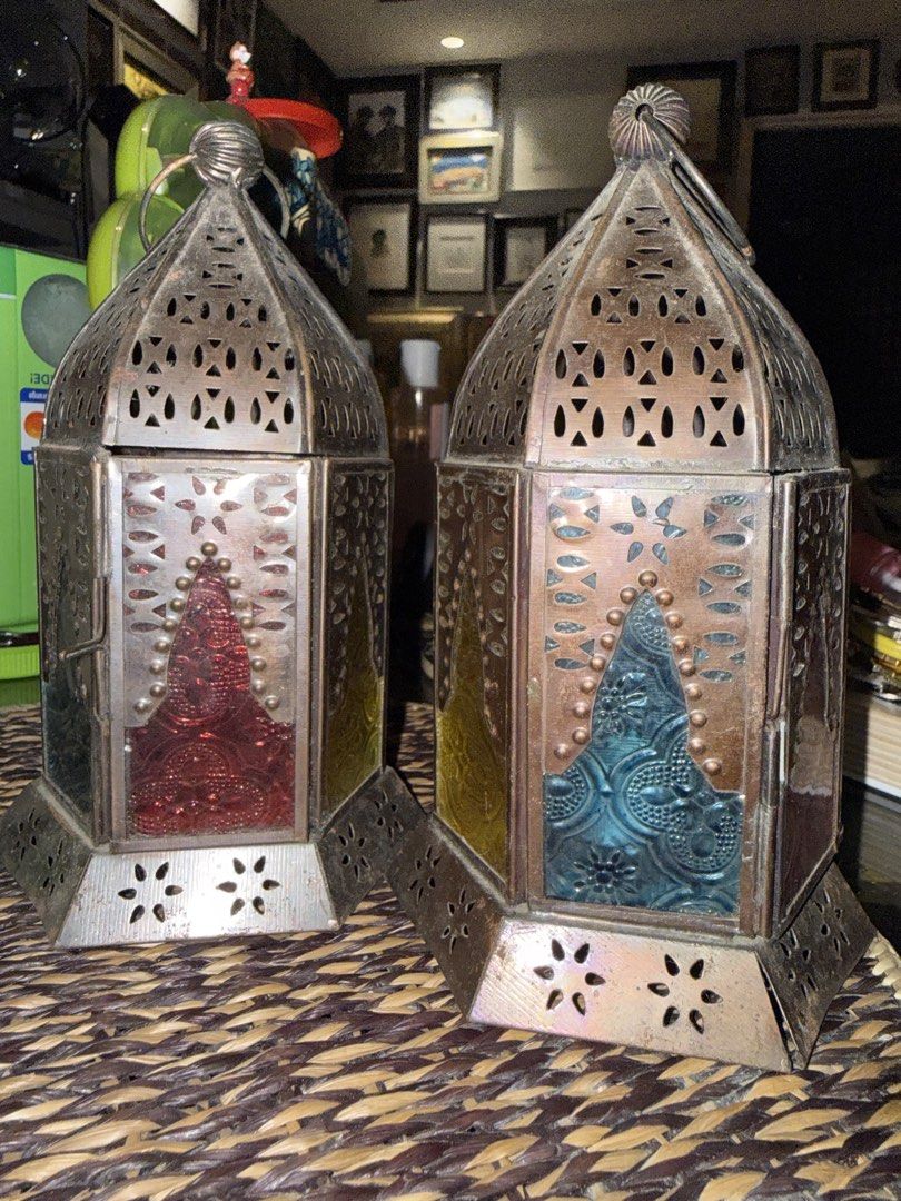 Vintage Moroccan Lamp (Category: Lighting) located in Pasig City. Submitted by fashion_alpha (Listing ID 1457297266, Image 1). Description: 3 items available 350 for no issue 300 for 1 item with issue with lock.