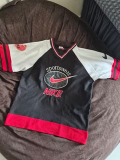 (Category: ) located in . Submitted by collectthrift_ (Listing ID 1457317258, Image 1). Description: .