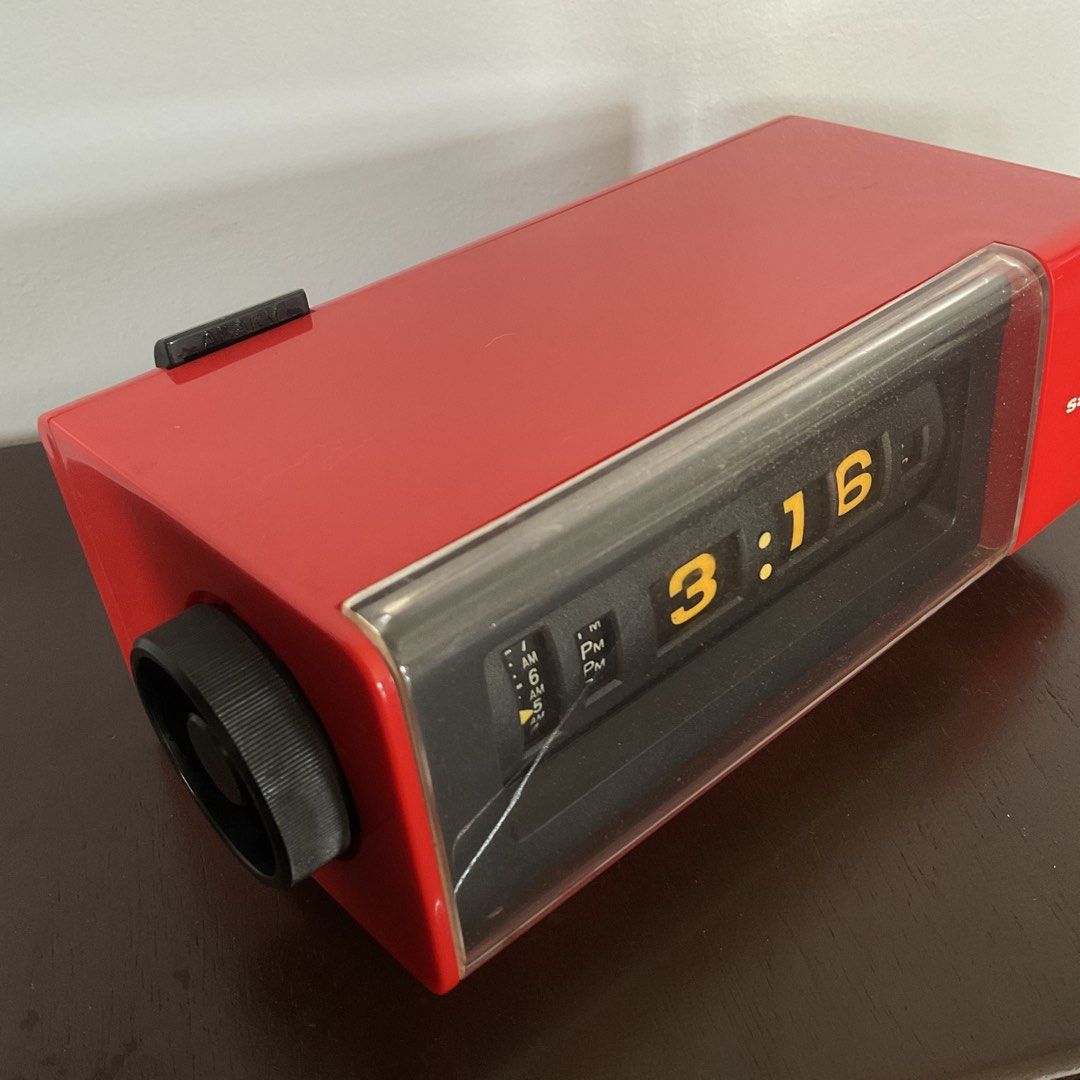 Vintage SANKYO T-100 Flip Clock (Category: Clocks) located in Marilao. Submitted by thewoodstudio (Listing ID 1457210519, Image 3). Description: Good vintage conditions. All is working properly and perfectly We will include step down converter para ready to use na..