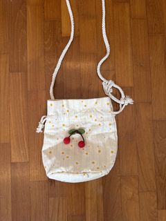 (Category: ) located in . Submitted by uaena (Listing ID 1457170672, Image 1). Description: .