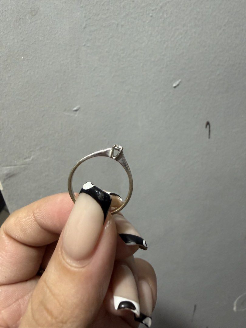 White gold tiffany engagement ring (Category: Rings) located in Pasay City. Submitted by louiseella (Listing ID 1457212587, Image 3). Description: Slightly faded 1.2 grams Size 7 Slightly nego.