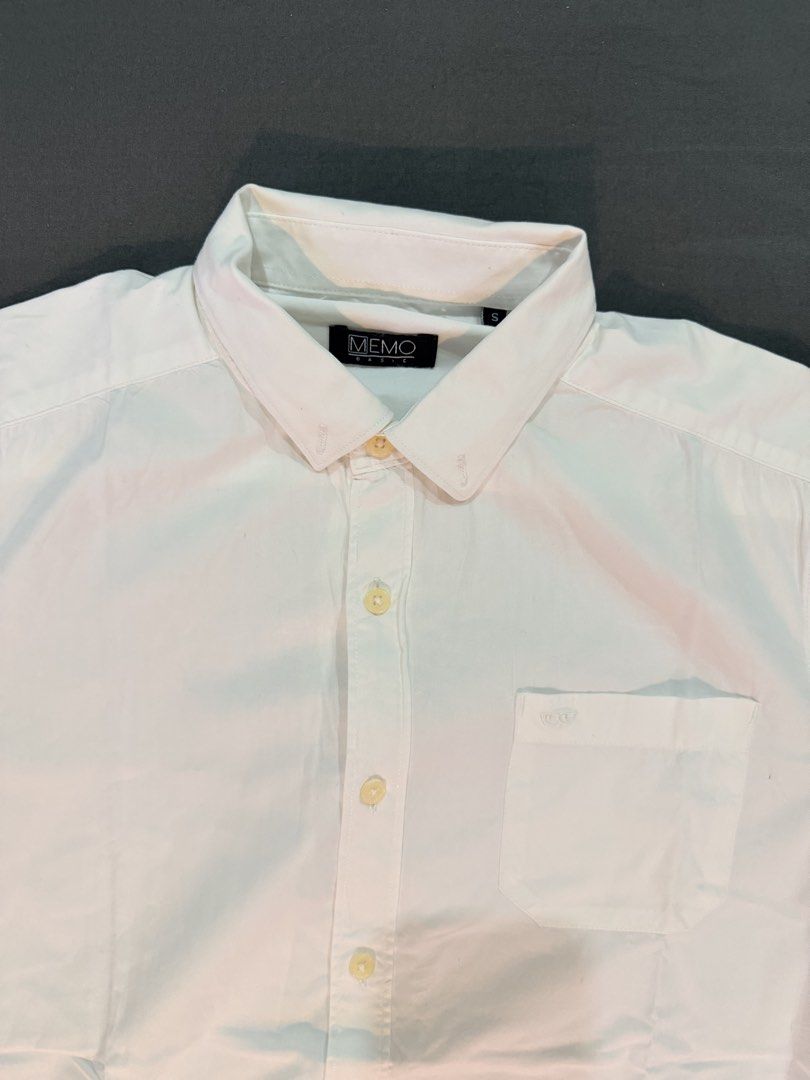 White MEMO Collared Button Down (Category: Tshirts & Polo Shirts ) located in Cebu City. Submitted by medicalcookie (Listing ID 1457294308, Image 2). Description: No stains, very white. Like new .