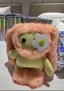 (Category: ) located in . Submitted by heynana22 (Listing ID 1457285726, Image 1). Description: .