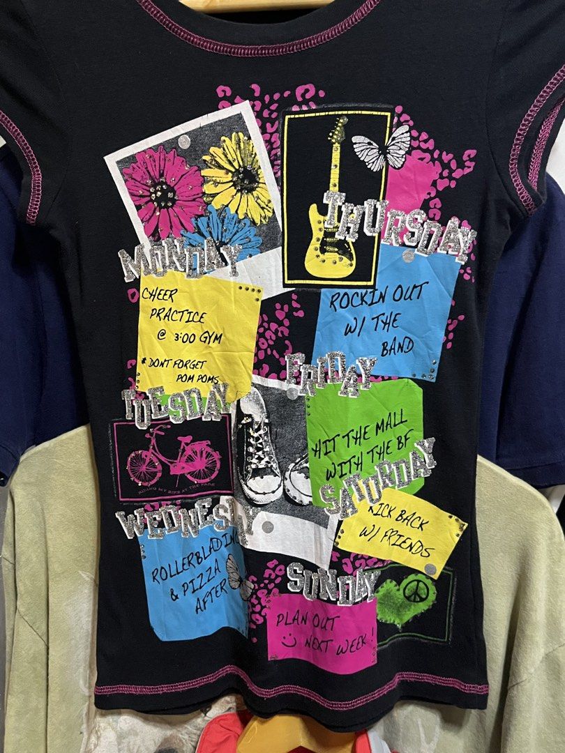y2k vibes for women (Category: Shirts) located in Manila. Submitted by sayd-thrift (Listing ID 1457325869, Image 2). Description: medium no flaws.