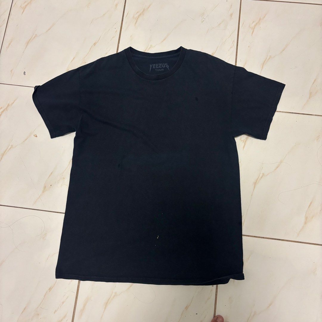 Yeezus tee (Category: Formal Shirts) located in San Fernando. Submitted by diff.thr1ft (Listing ID 1457263074, Image 1). Description: For sale Good condi Issue may dot stain.
