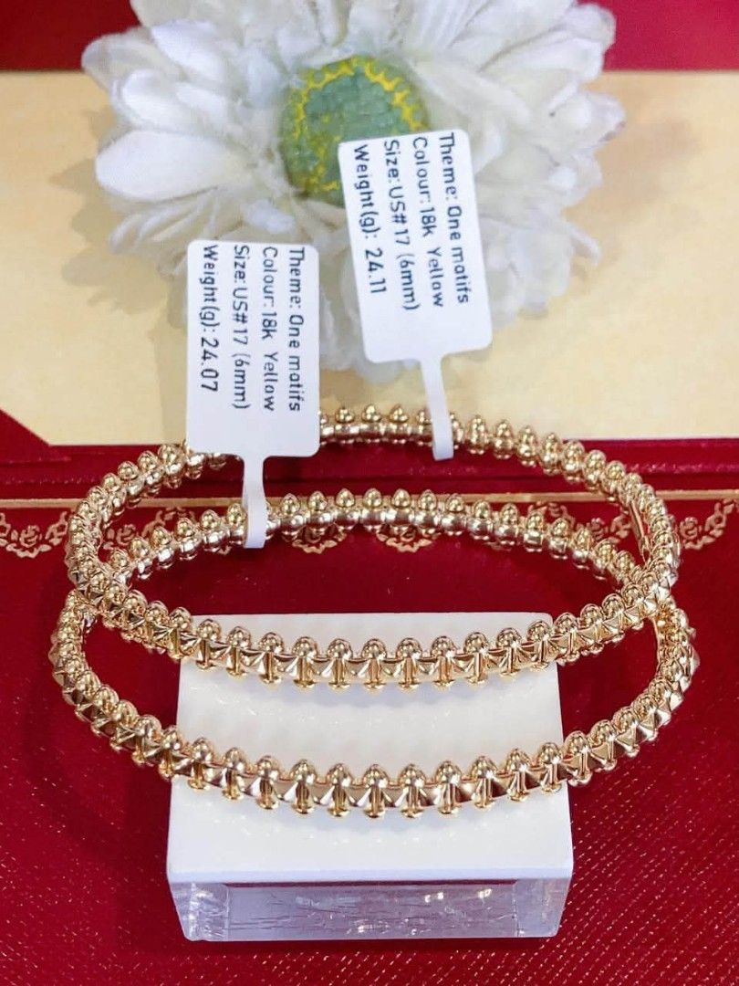18k HongKong setting gold clash de Cartier bangle (Category: Bracelets) located in Manila. Submitted by bhelgoldseller2ndaccount (Listing ID 1457415362, Image 3). Description: New!!✨New!!✨New!! 18k HongKong setting Gold 9200/g 💯pawnable/naisasanla 💯with high appraisal rate 💯good investment 💯Direct supplier price 👉OPEN for resellers 🌺please take time to evaluate their actual sizes and grams 👉Best panggift for all occasions ✅ Sold per grams 