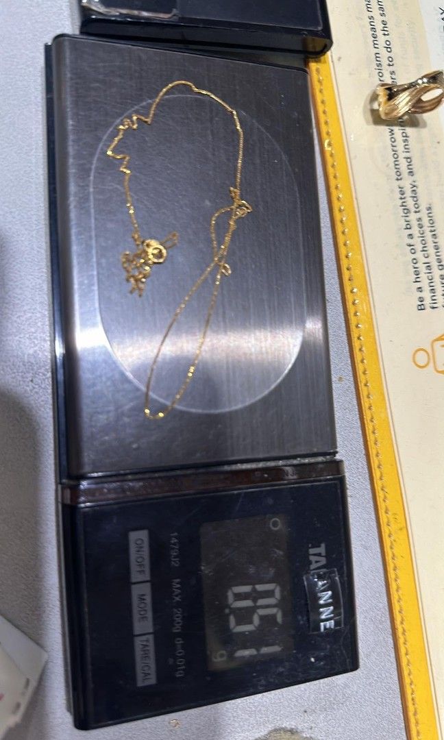 18K Saudi Gold Fox Chain Adjustable 16-18 inches (Category: Necklaces) located in Manila. Submitted by RealGoldPawnable18K21K24K (Listing ID 1457435547, Image 2). Description: 0.5 g.