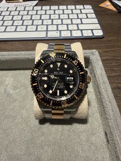 (Category: ) located in . Submitted by vintage.luxury (Listing ID 1457497129, Image 1). Description: .